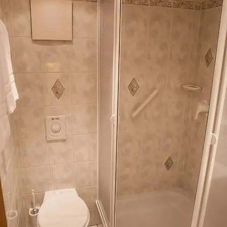 Hotel Hessischer Hof *