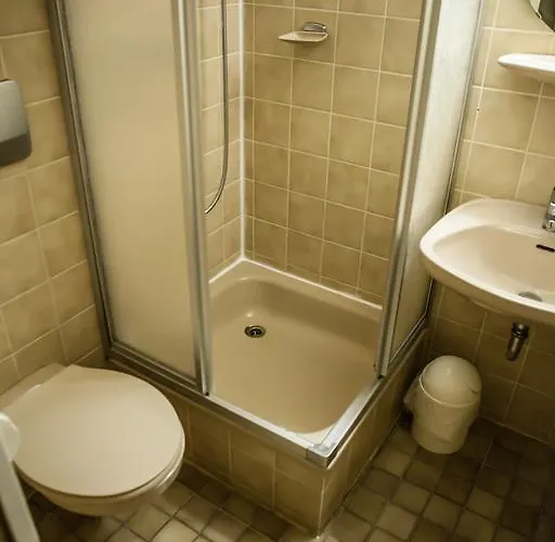 Hessischer Hof Hotel *